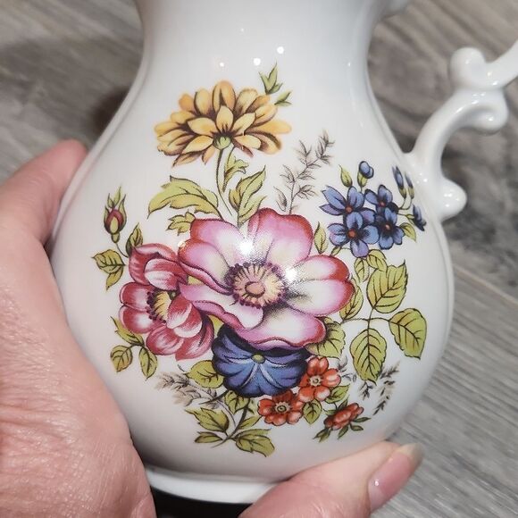 Vintage Andrea By Sadek Small Porcelin Floral Rose Pitcher - Picture 2 of 6